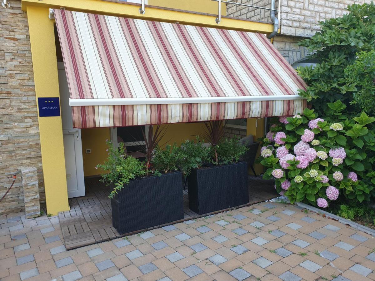 Dali Apartman Zára Kültér fotó