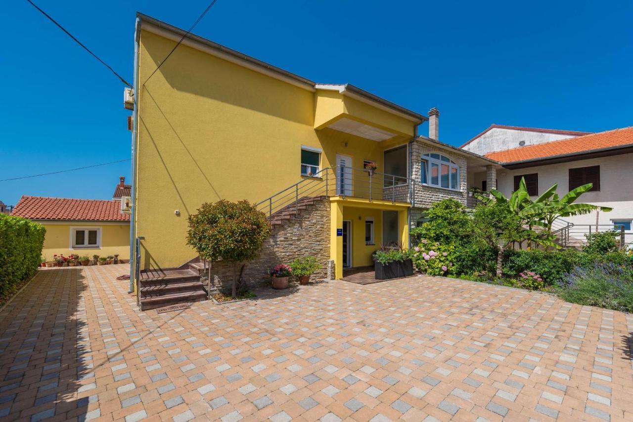 Dali Apartman Zára Kültér fotó