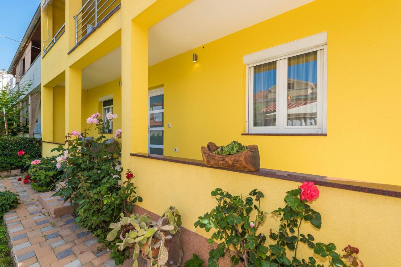 Dali Apartman Zára Kültér fotó
